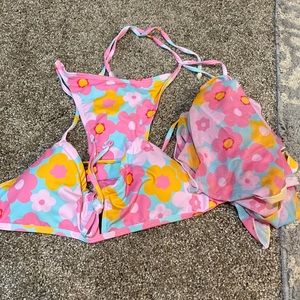 SUPER CUTE BIKINI NEVER WORN.